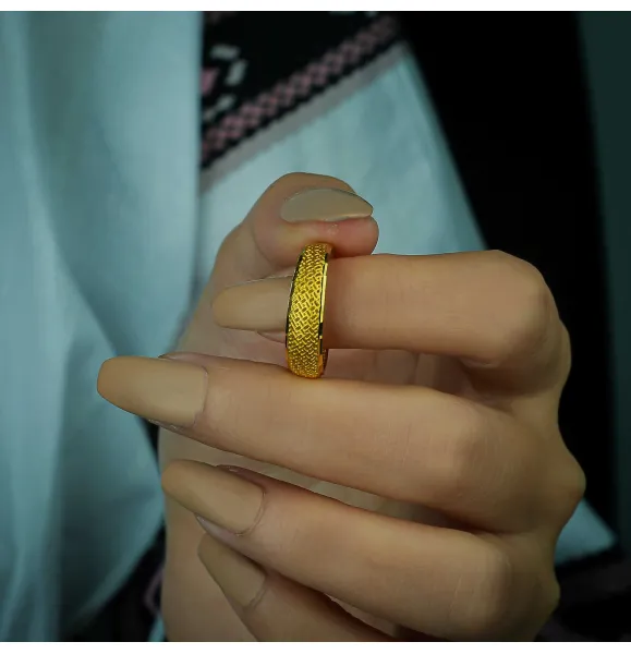 21 karat gold wedding ring, made in Turkey