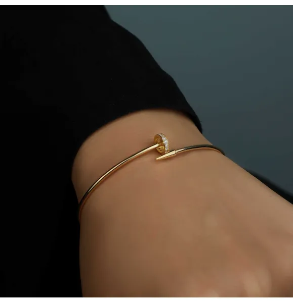 18-karat gold Cartier bracelet, made in Turkey