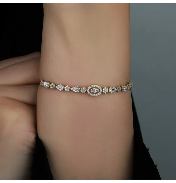 18 karat gold bracelet, made in Turkey