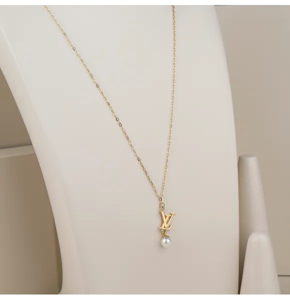 18 karat gold choker, made in Turkey