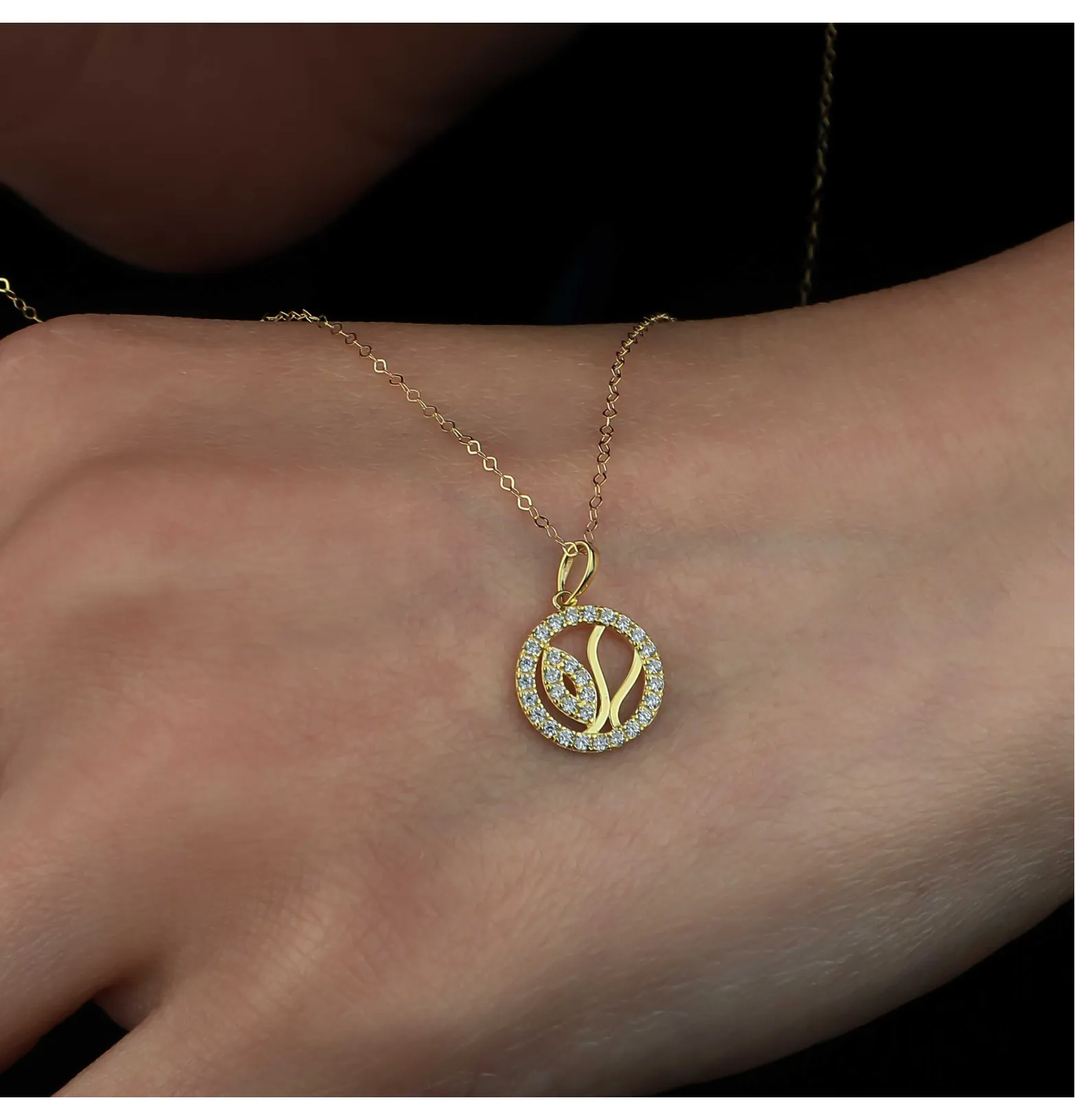18 karat gold choker, made in Turkey