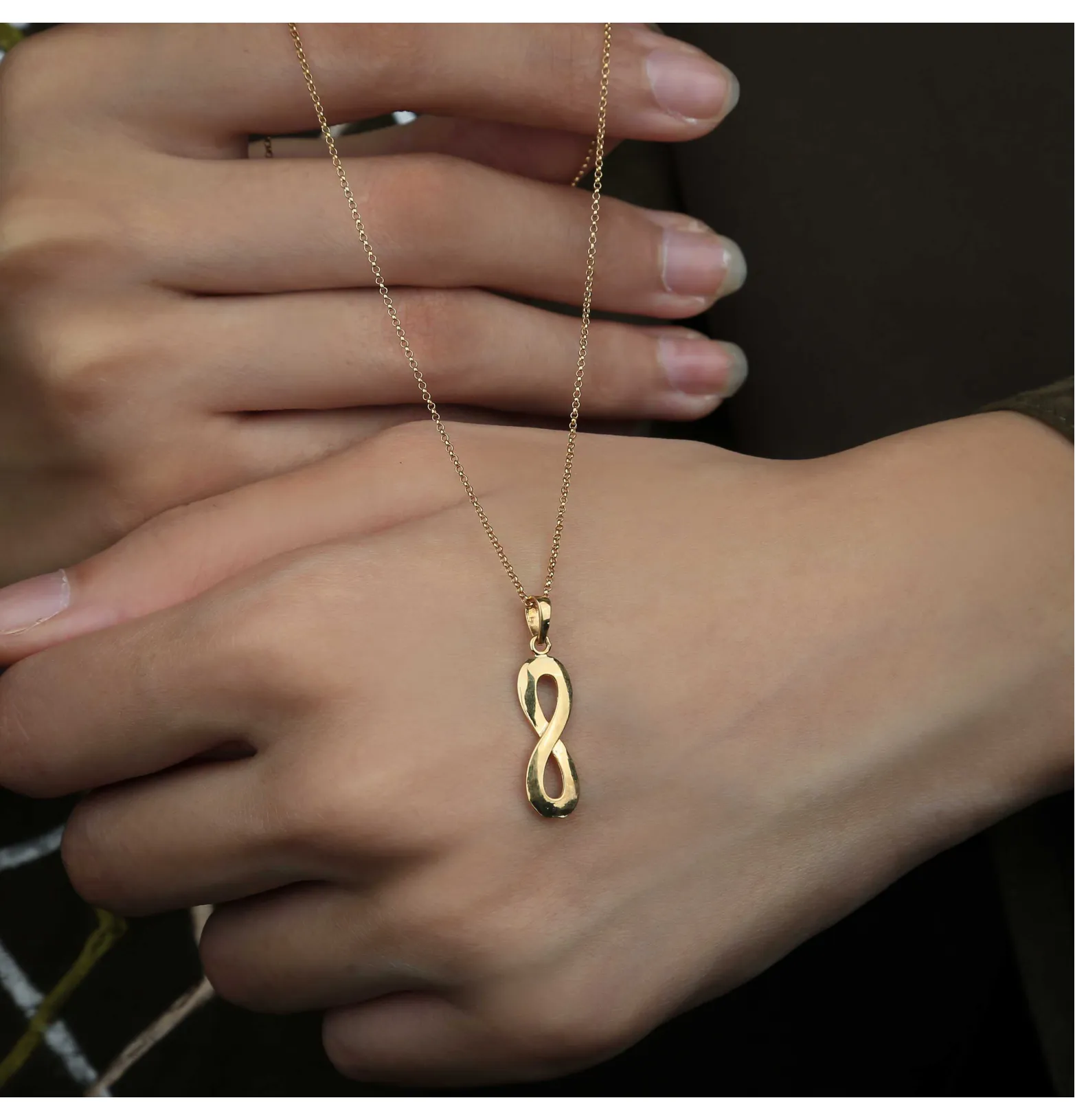 18 karat gold choker, made in Turkey