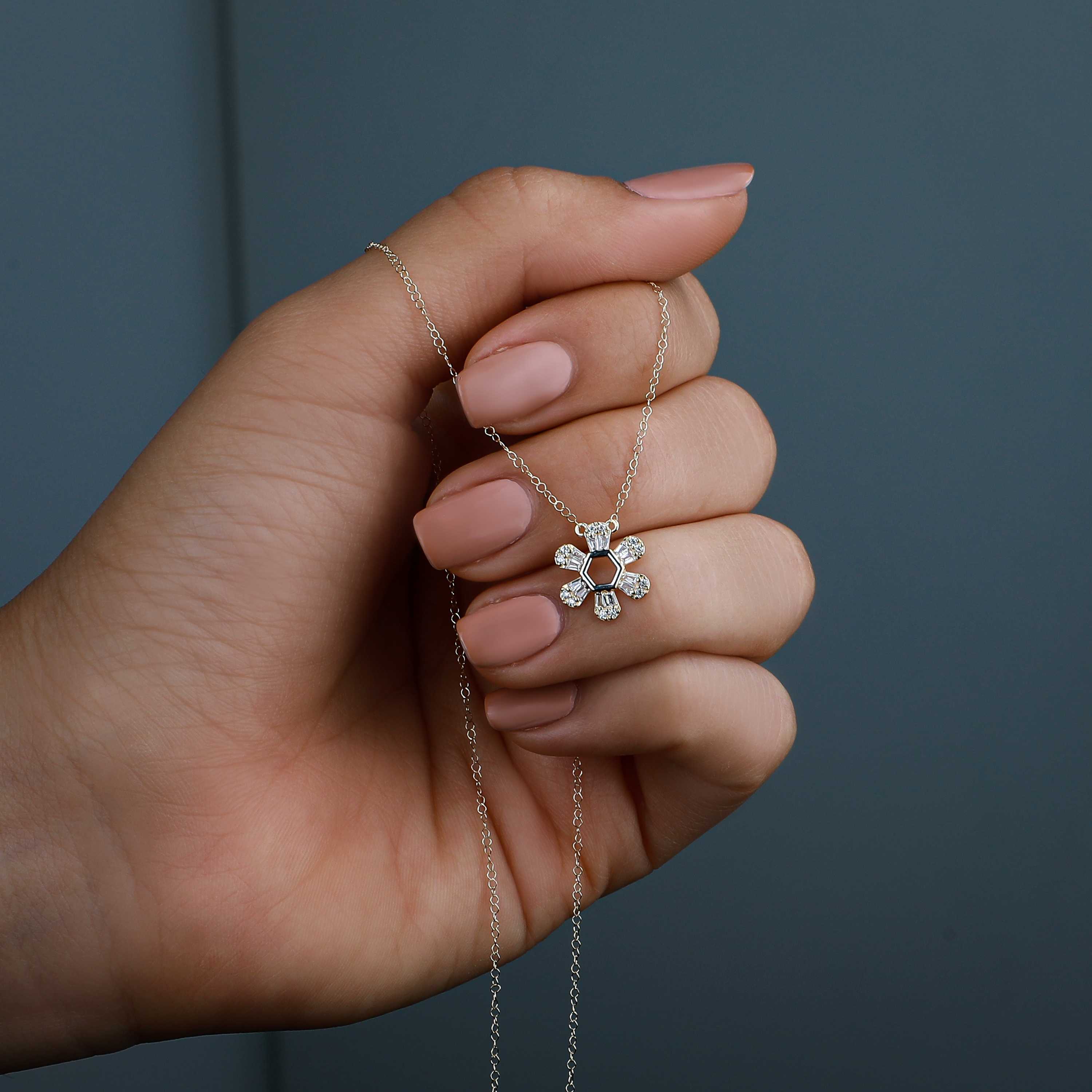 18 karat gold choker, made in Turkey