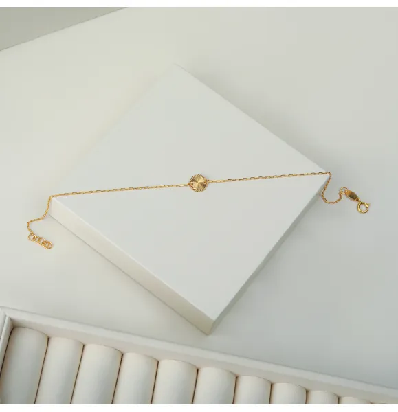 18 karat gold choker, made in Turkey
