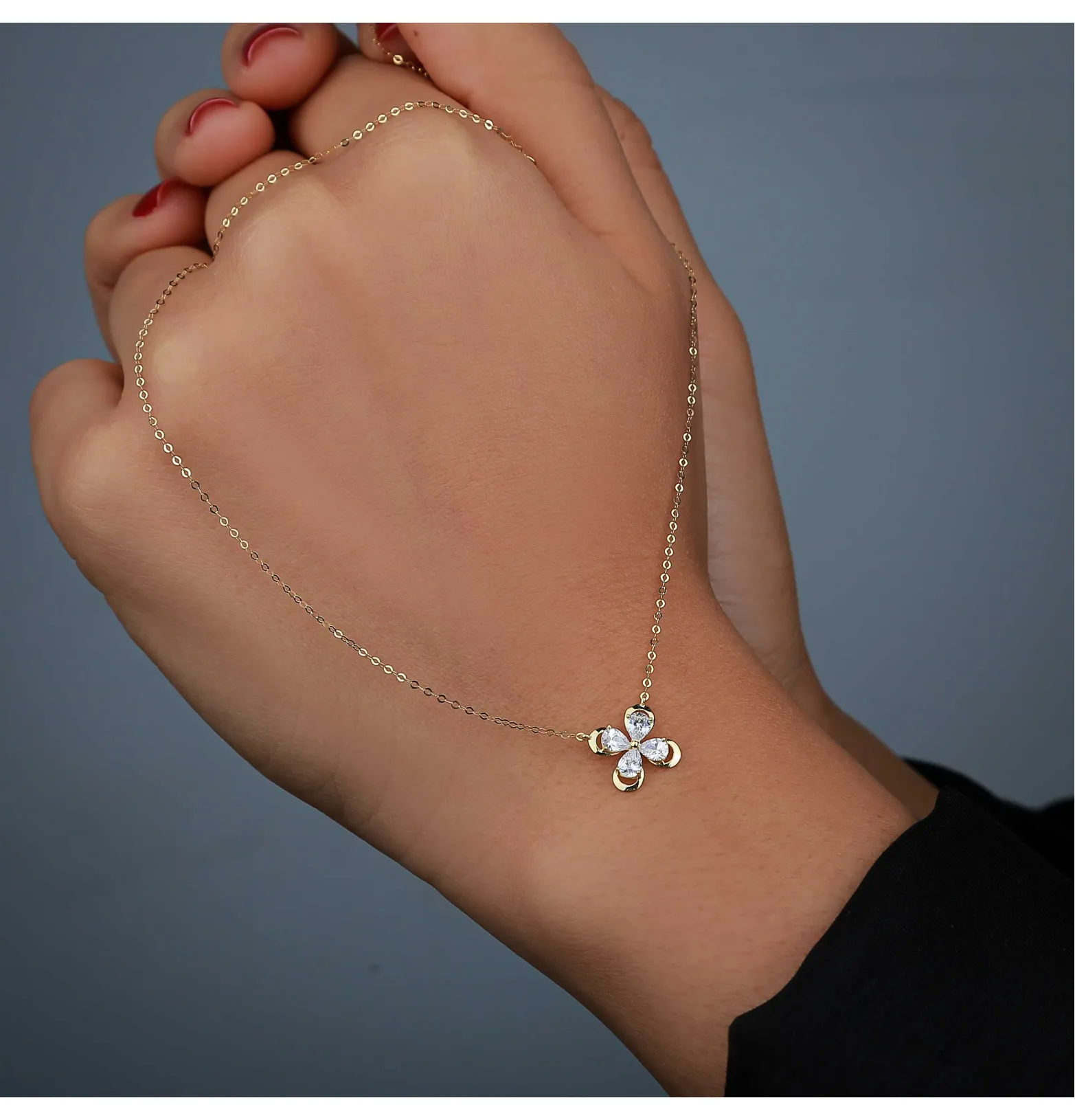 18 karat gold choker, made in Turkey