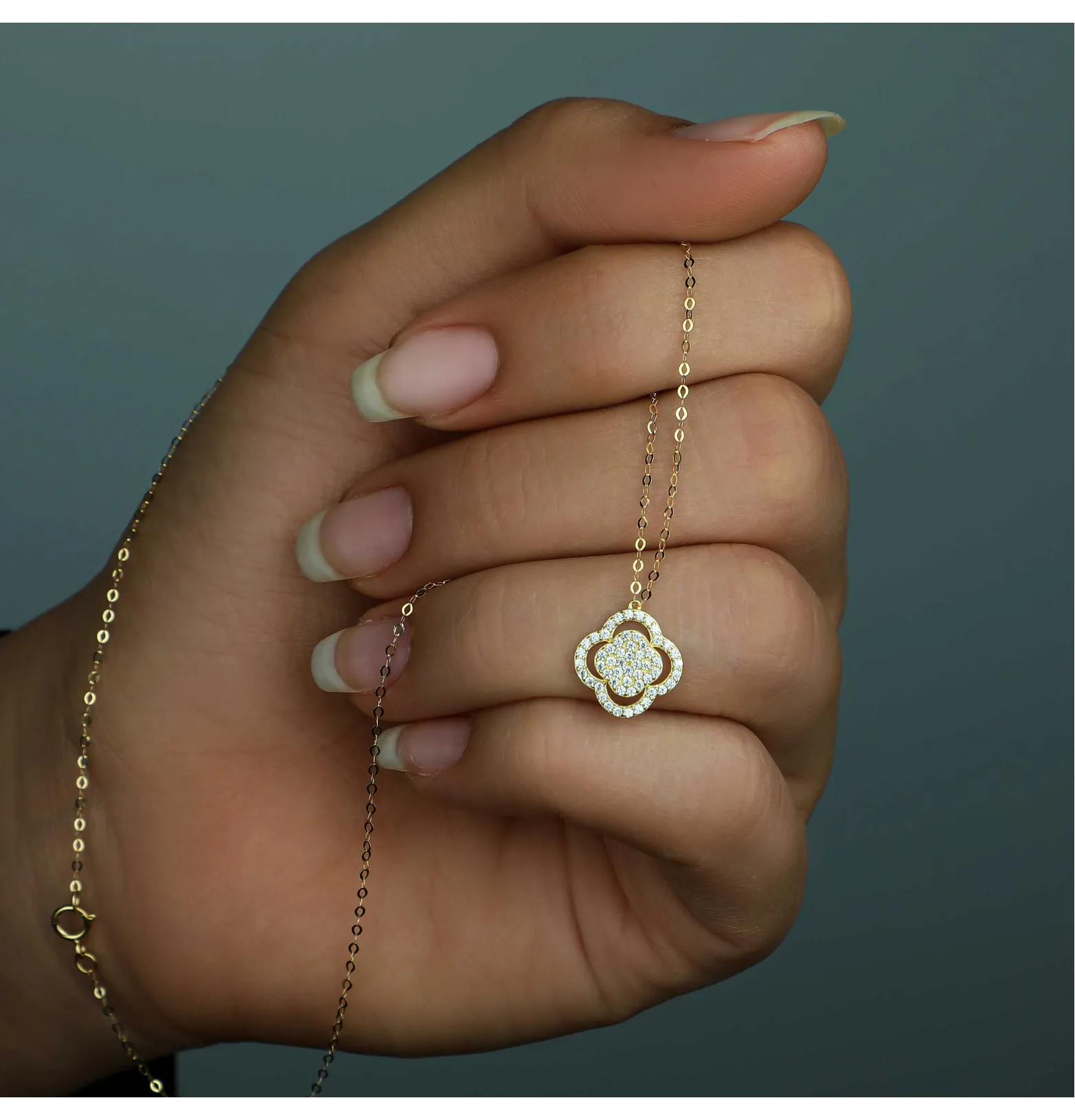 18 karat gold choker, made in Turkey
