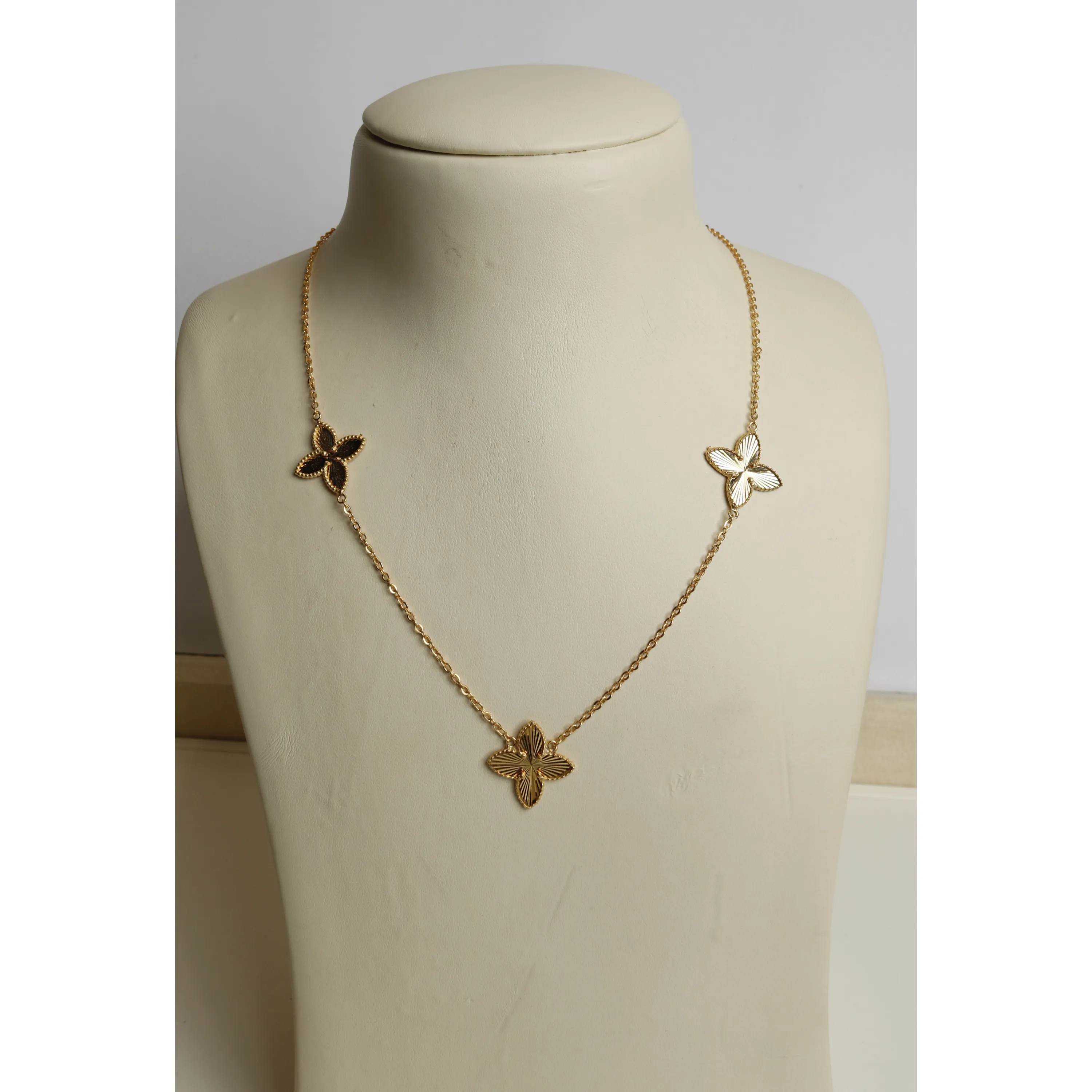 925 sterling silver plated choker, made in Singapore