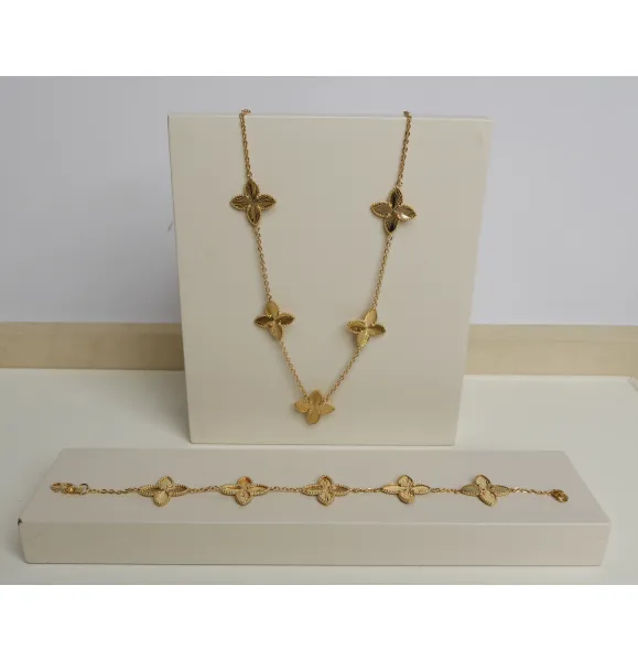 Half set of 925 sterling silver plated jewelry, made in Singapore - (J-0354)