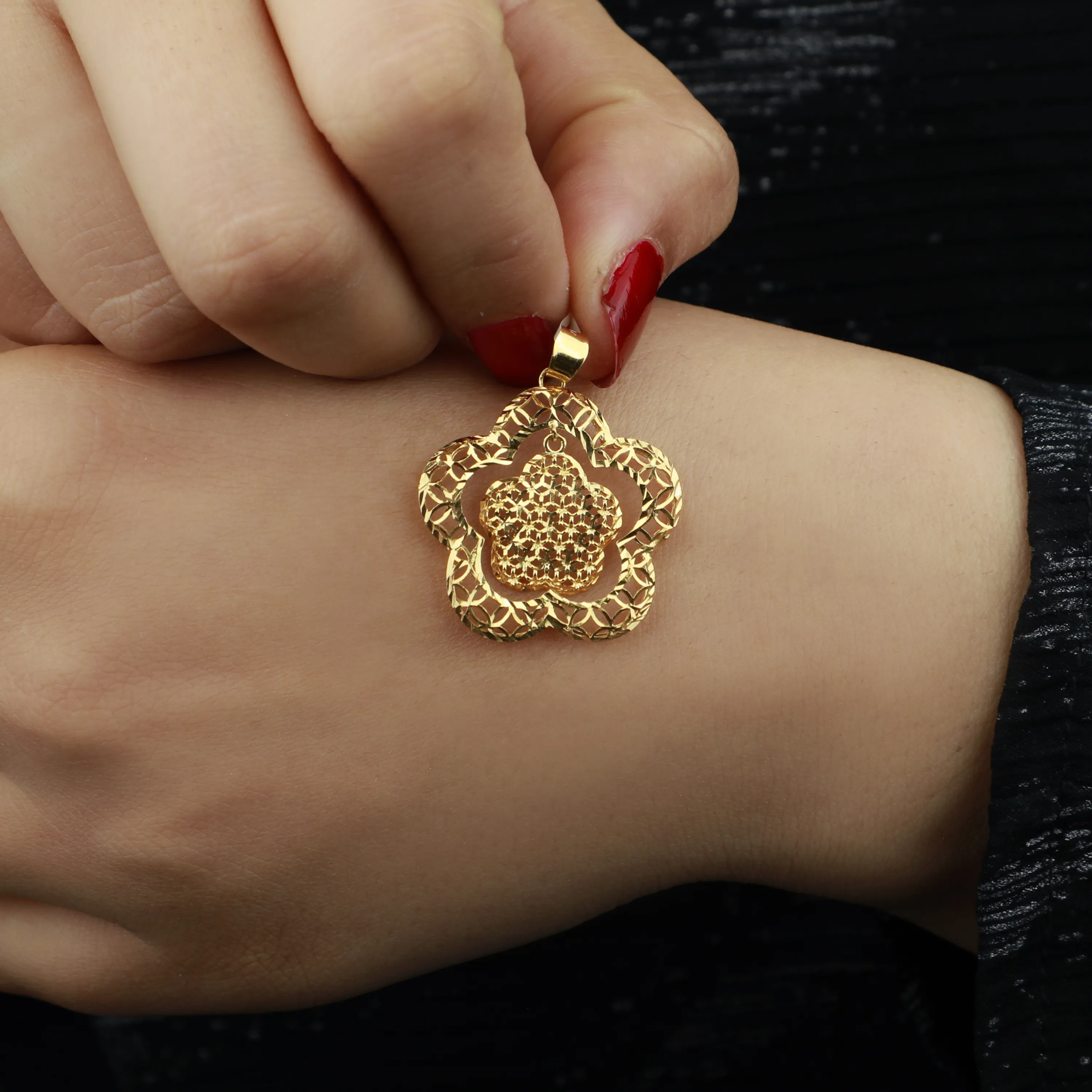 Heart-shaped pendant, 21 karat gold, Turkish made