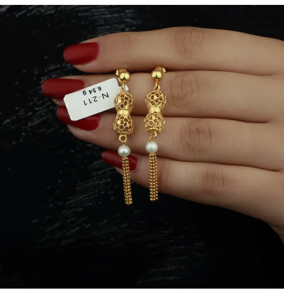 21-karat gold earrings, made in Singapore - (N-0211)