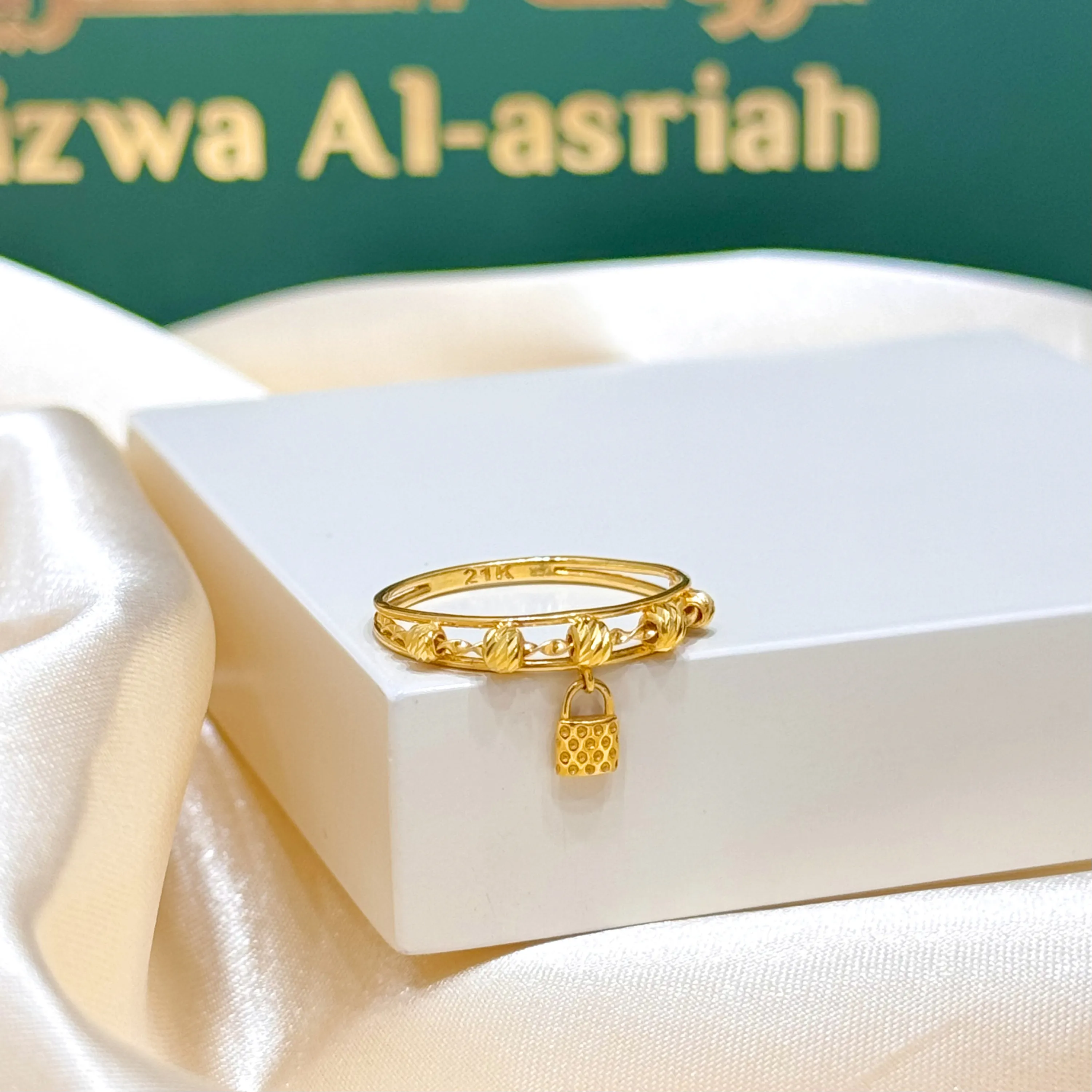 21-karat gold ring, Turkish made