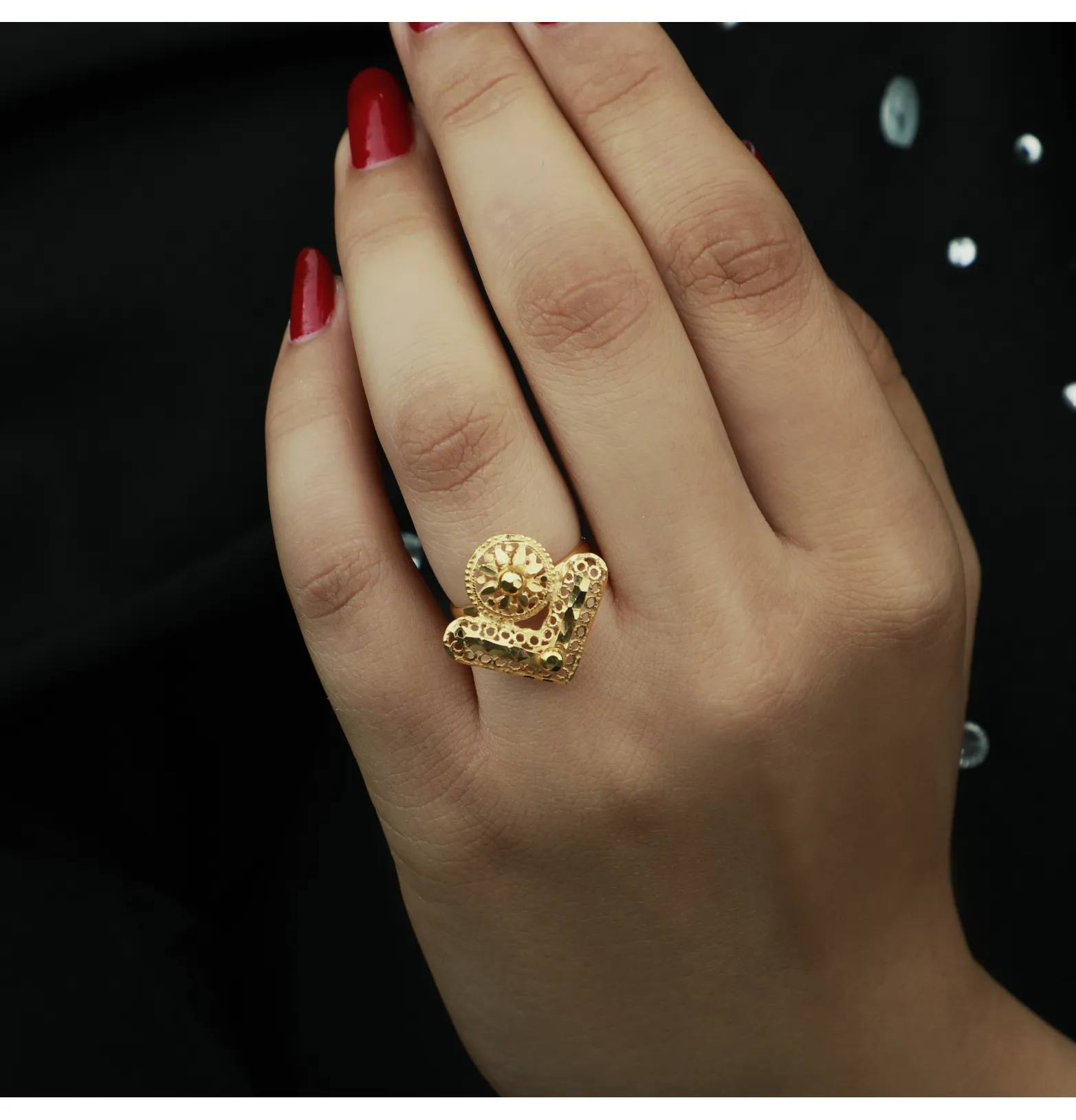 21-karat gold ring, Omani made 21-karat gold ring, Omani made