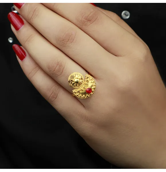 21-karat gold ring, Omani made