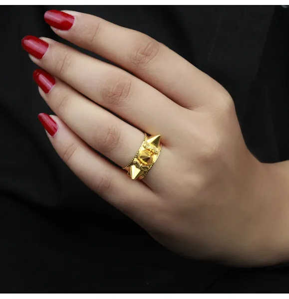 21-karat gold ring, Omani made