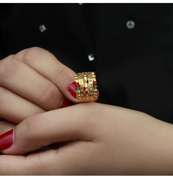 21-karat gold ring, Omani made