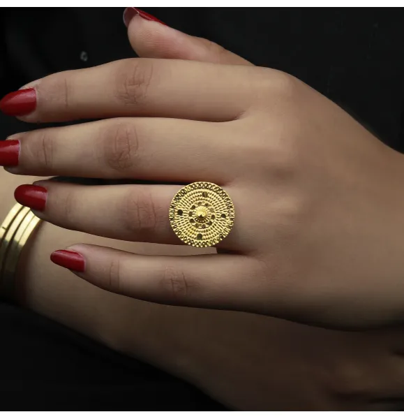 21-karat gold ring, Omani made