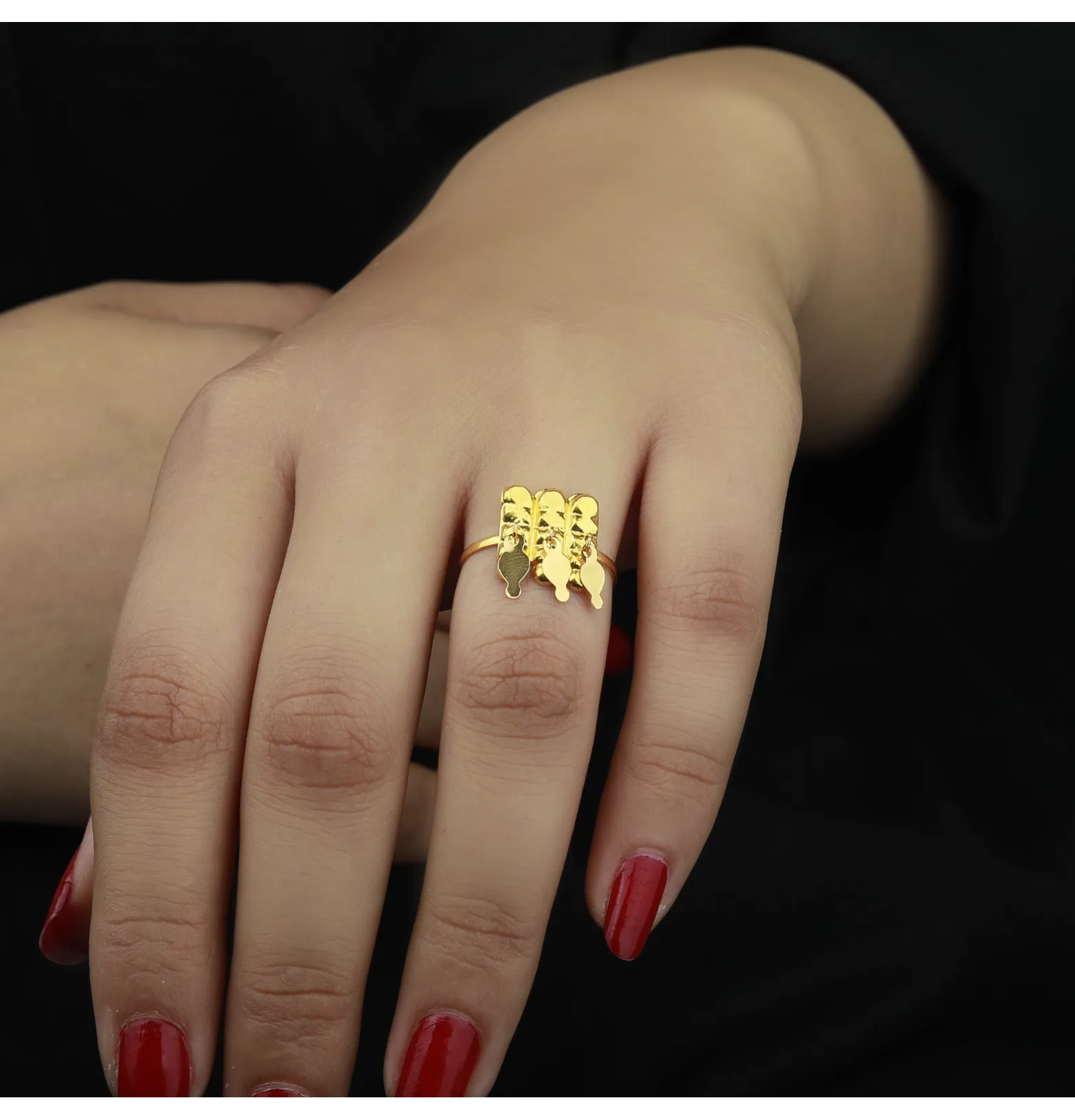 21-karat gold ring, Omani made 21-karat gold ring, Omani made