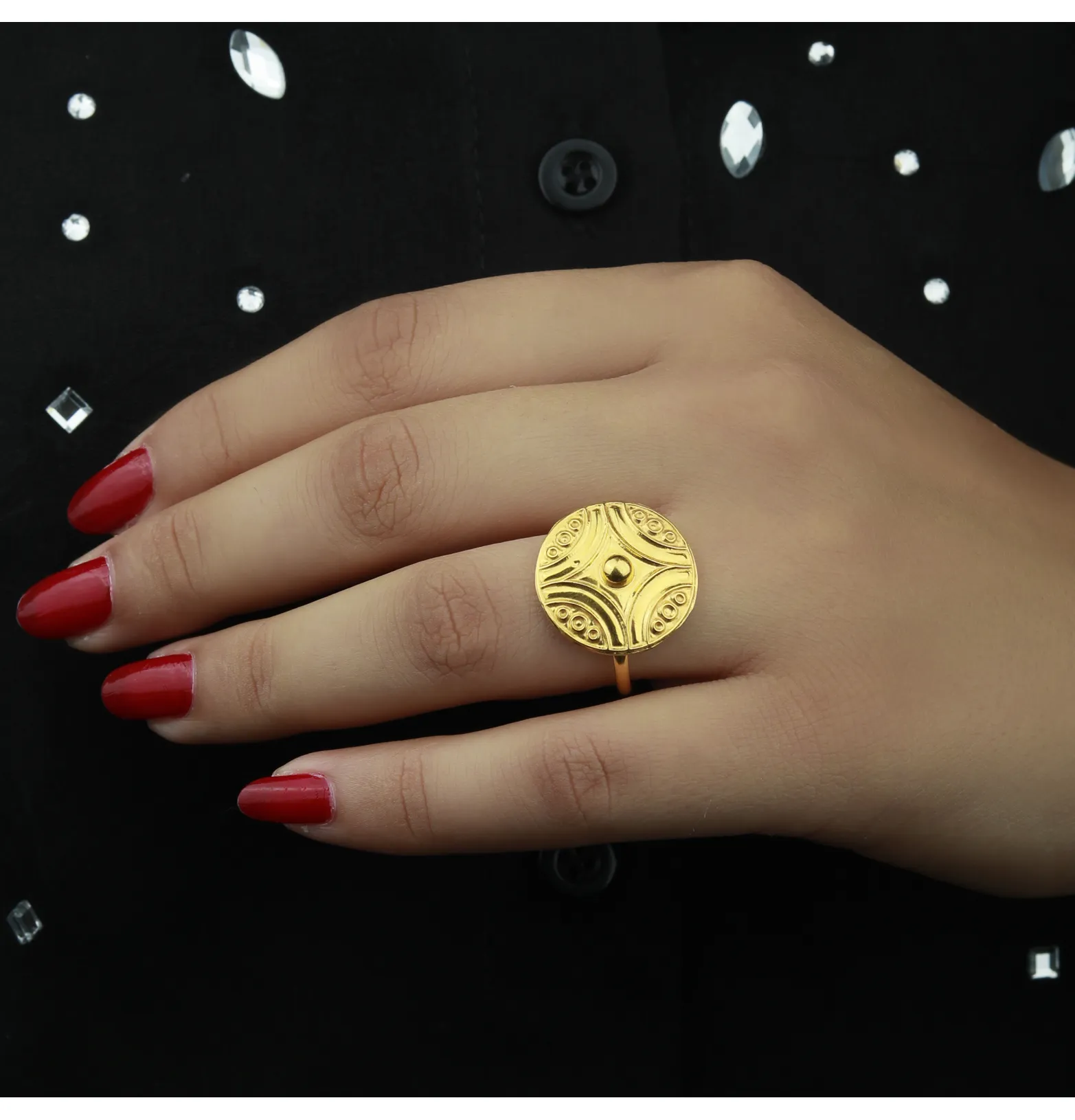 21-karat gold ring, Omani made 21-karat gold ring, Omani made