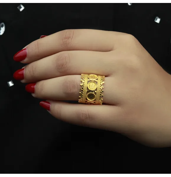21-karat gold ring, Omani made