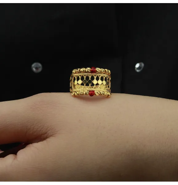 21-karat gold ring, Omani made