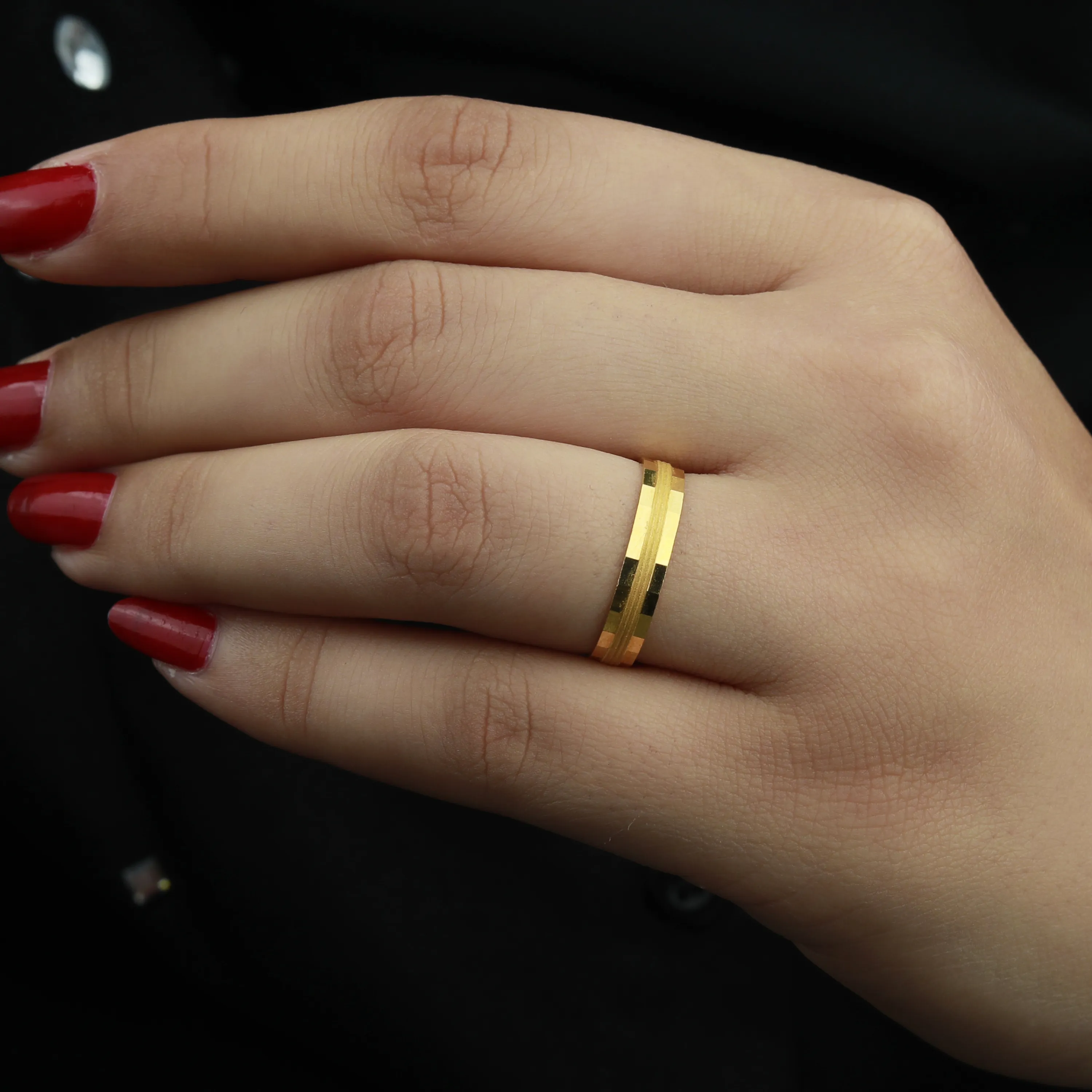 21-karat gold ring, Omani made