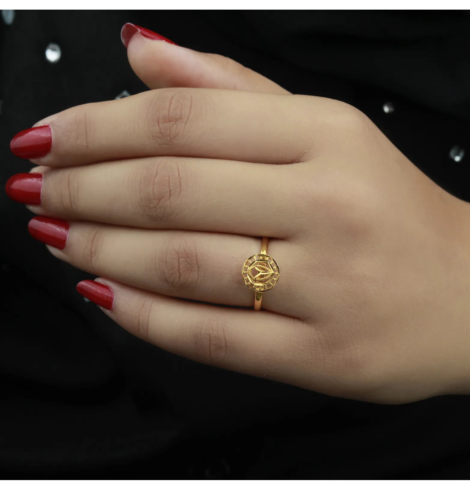 21-karat gold ring, made in Kuwait