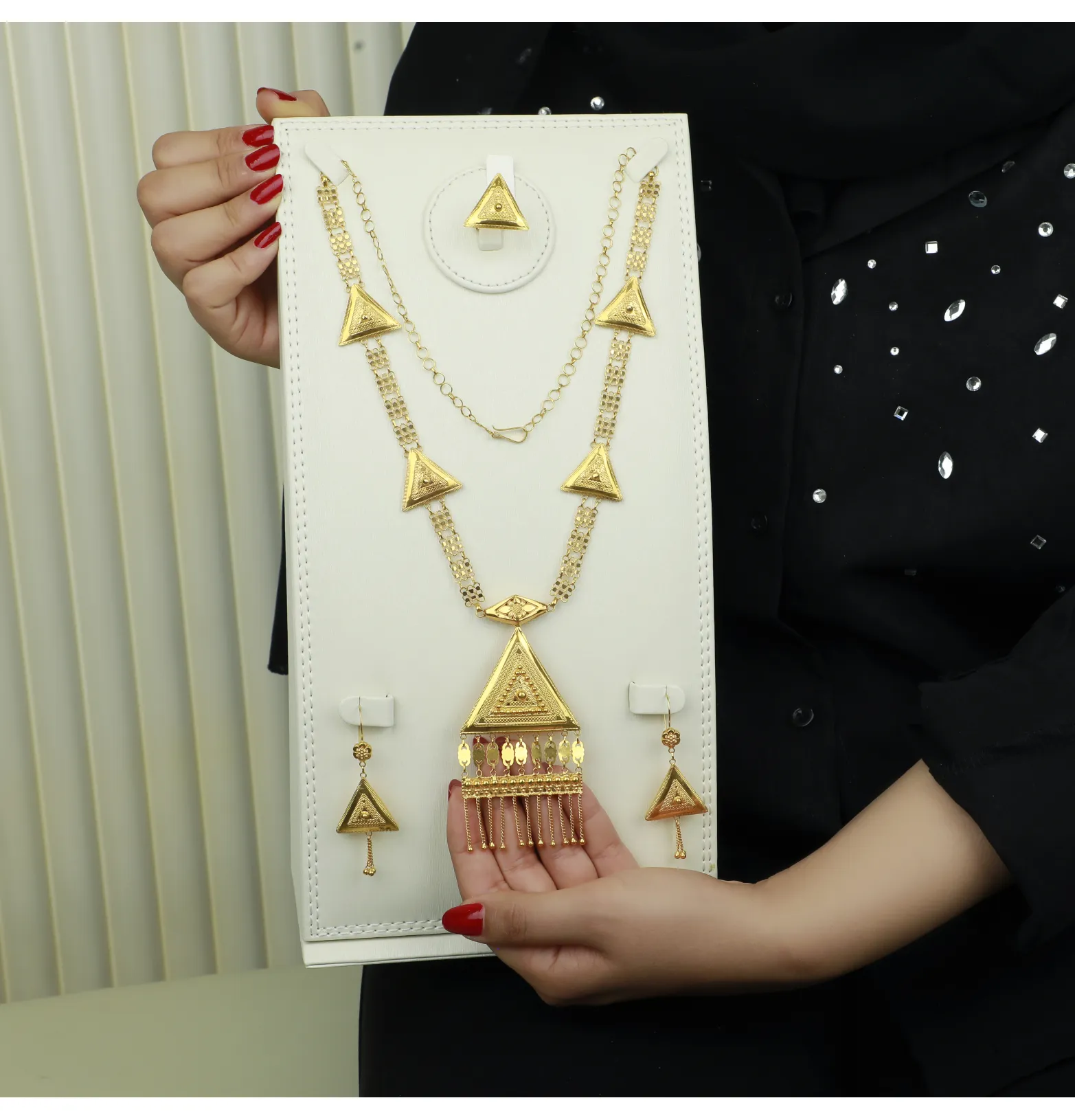 21-karat gold mirror, Omani made