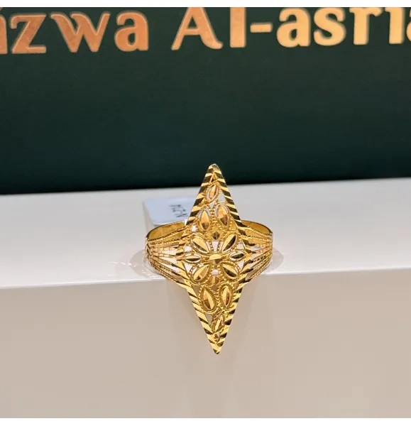 21-karat gold ring, Omani made - (N-0214)