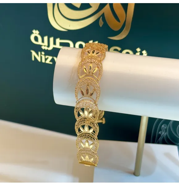 21 karat gold bracelet, Kuwaiti made
