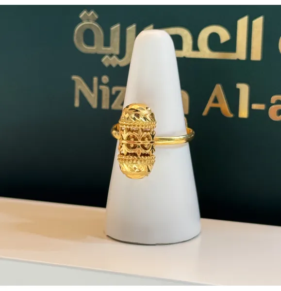 21-karat gold ring, Omani-made