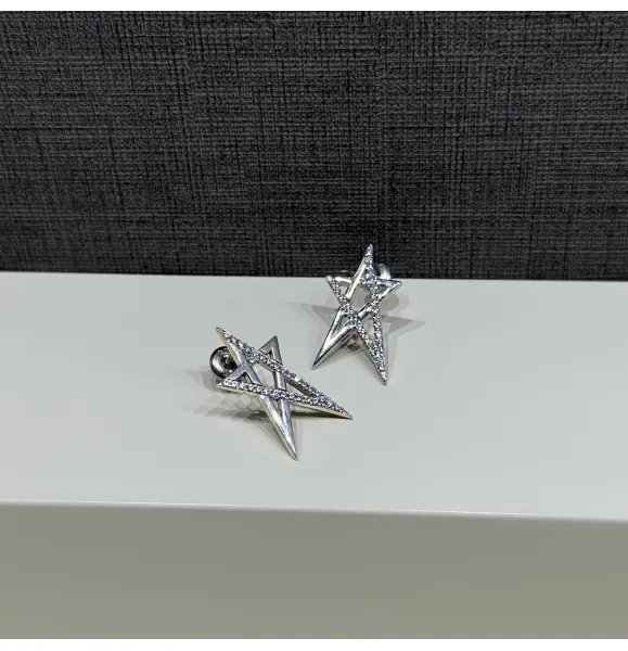 925 Sterling Silver Swarovski Zircon Hoop Earrings - (R-102) 925 Sterling Silver Swarovski Zircon Hoop Earrings - (R-102)