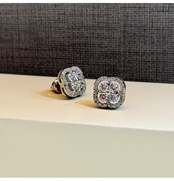 925 Sterling Silver Swarovski Zircon Hoop Earrings - (R-103) 925 Sterling Silver Swarovski Zircon Hoop Earrings - (R-103)