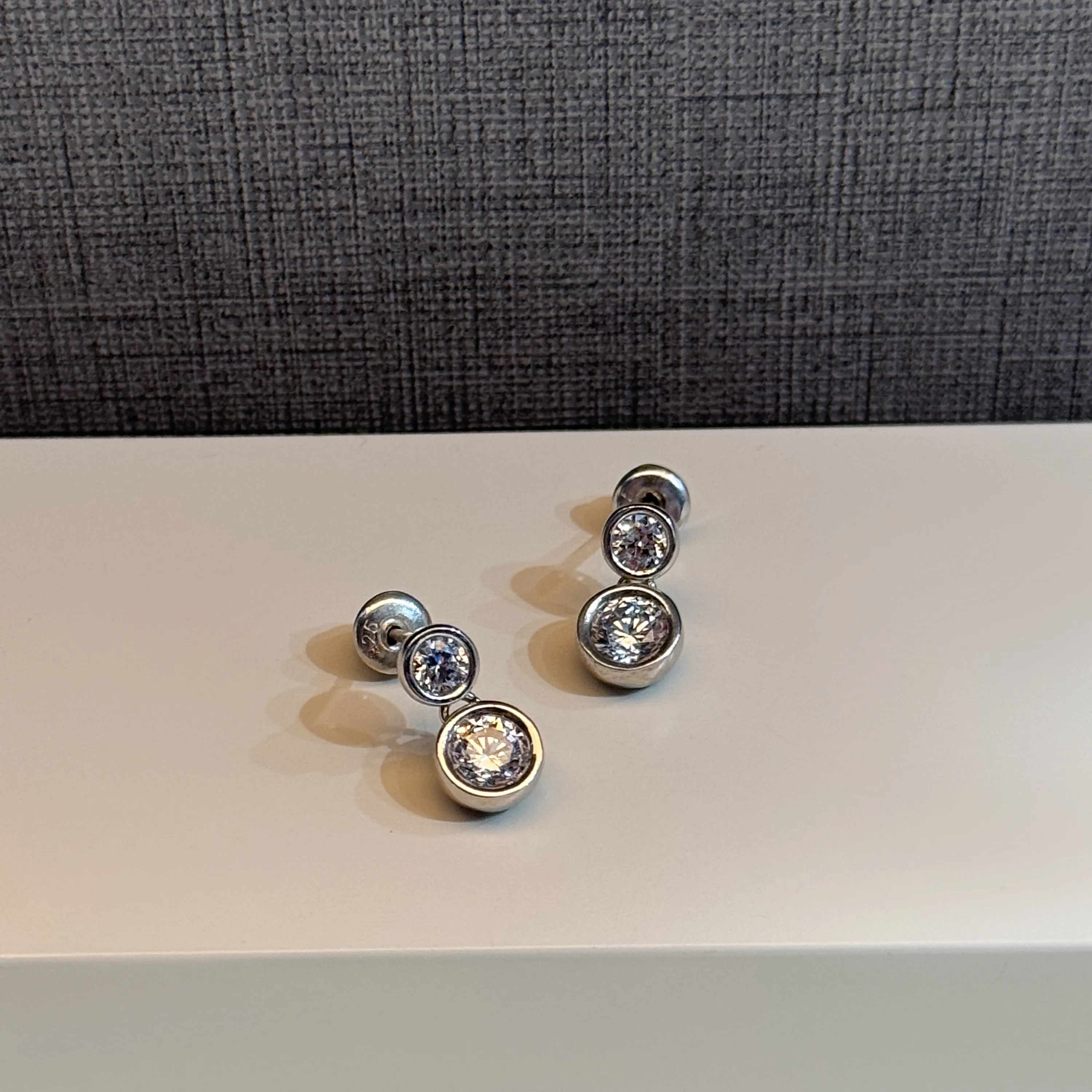 925 Sterling Silver Swarovski Zircon Hoop Earrings