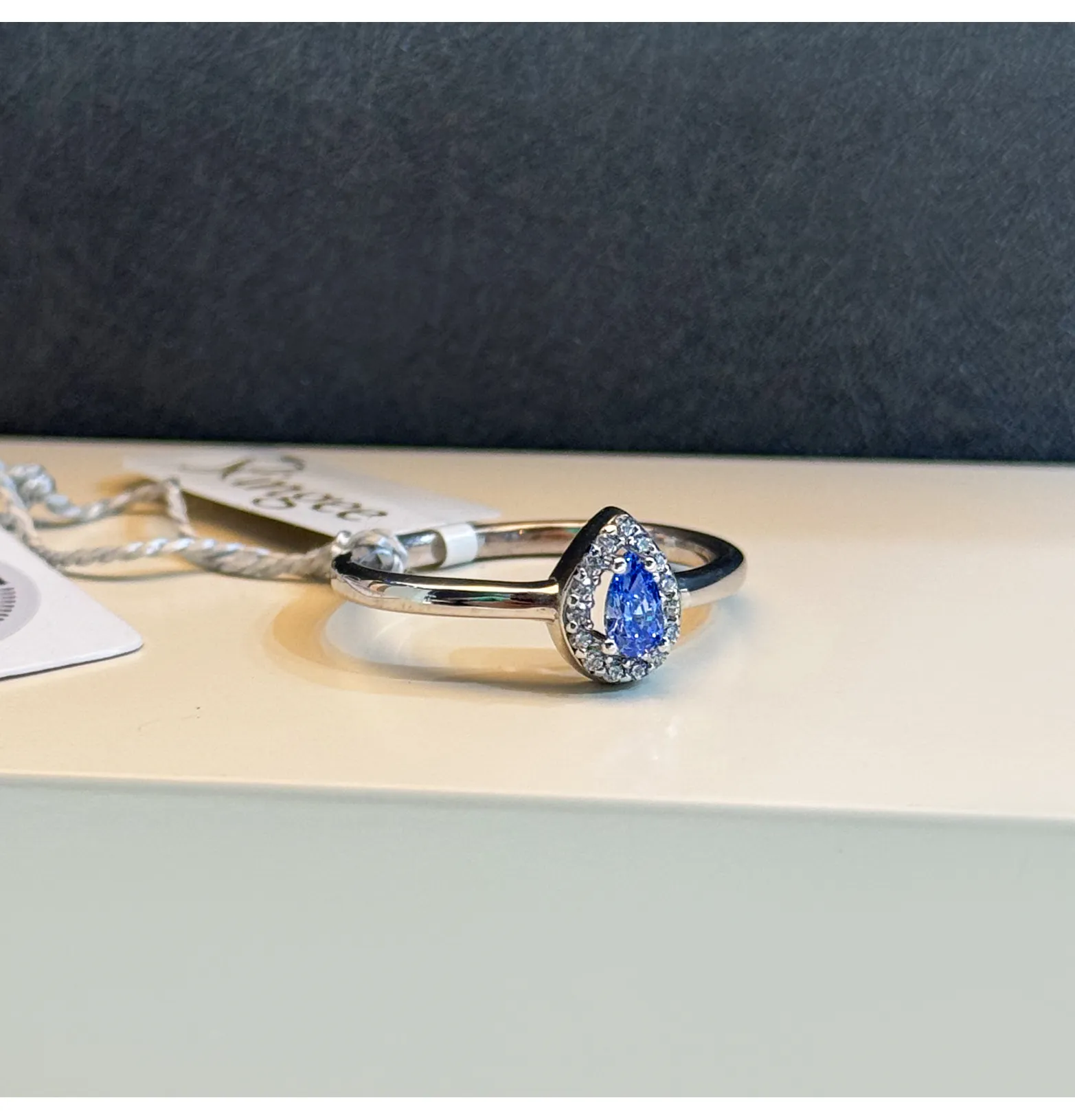 925 Sterling Silver Ring with Swarovski Zircon