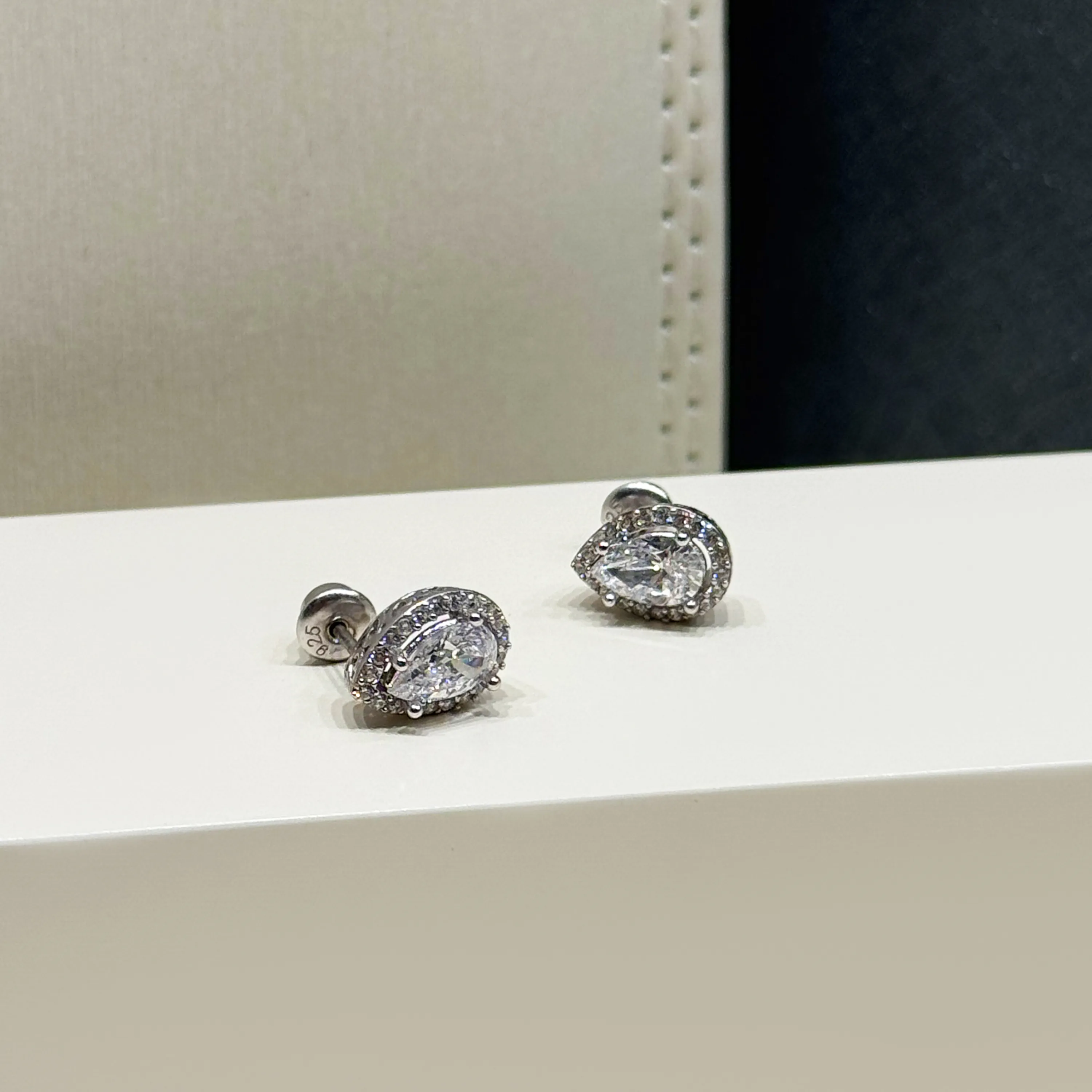 Silver earrings with Swarovski zirconia, 925 sterling silver