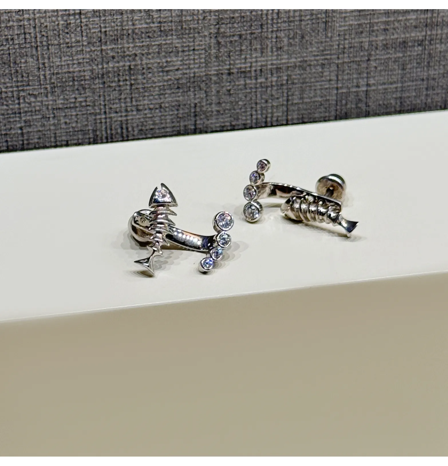 Silver earrings with Swarovski zirconia, 925 sterling silver