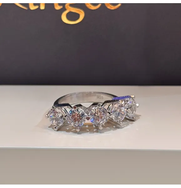 925 sterling silver ring with Swarovski zircon - (R-0233)