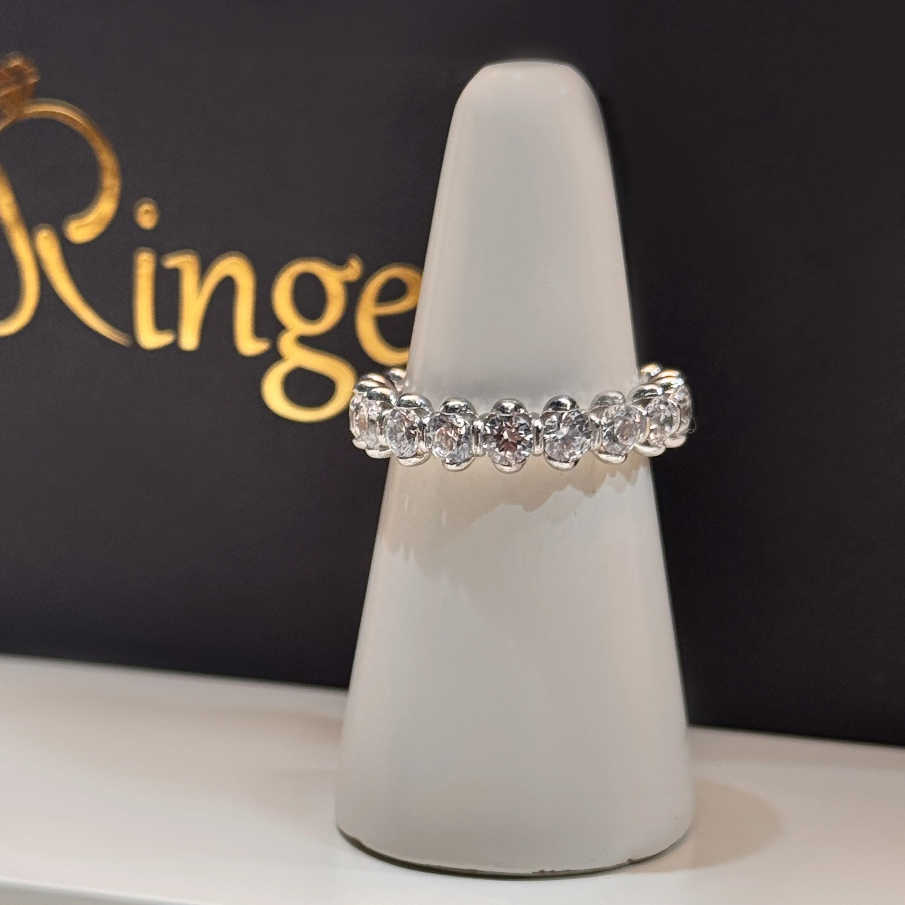 925 sterling silver ring with Swarovski zircon