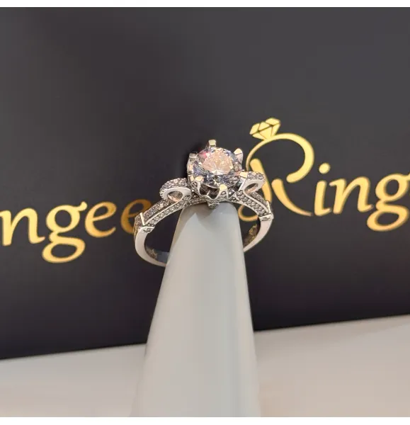 925 sterling silver ring with Swarovski zircon - (R-0237)