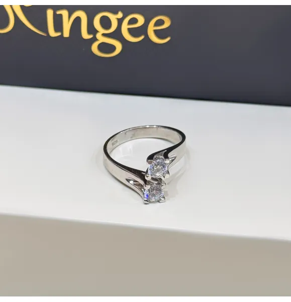 925 sterling silver ring with Swarovski zircon - (R-0263)