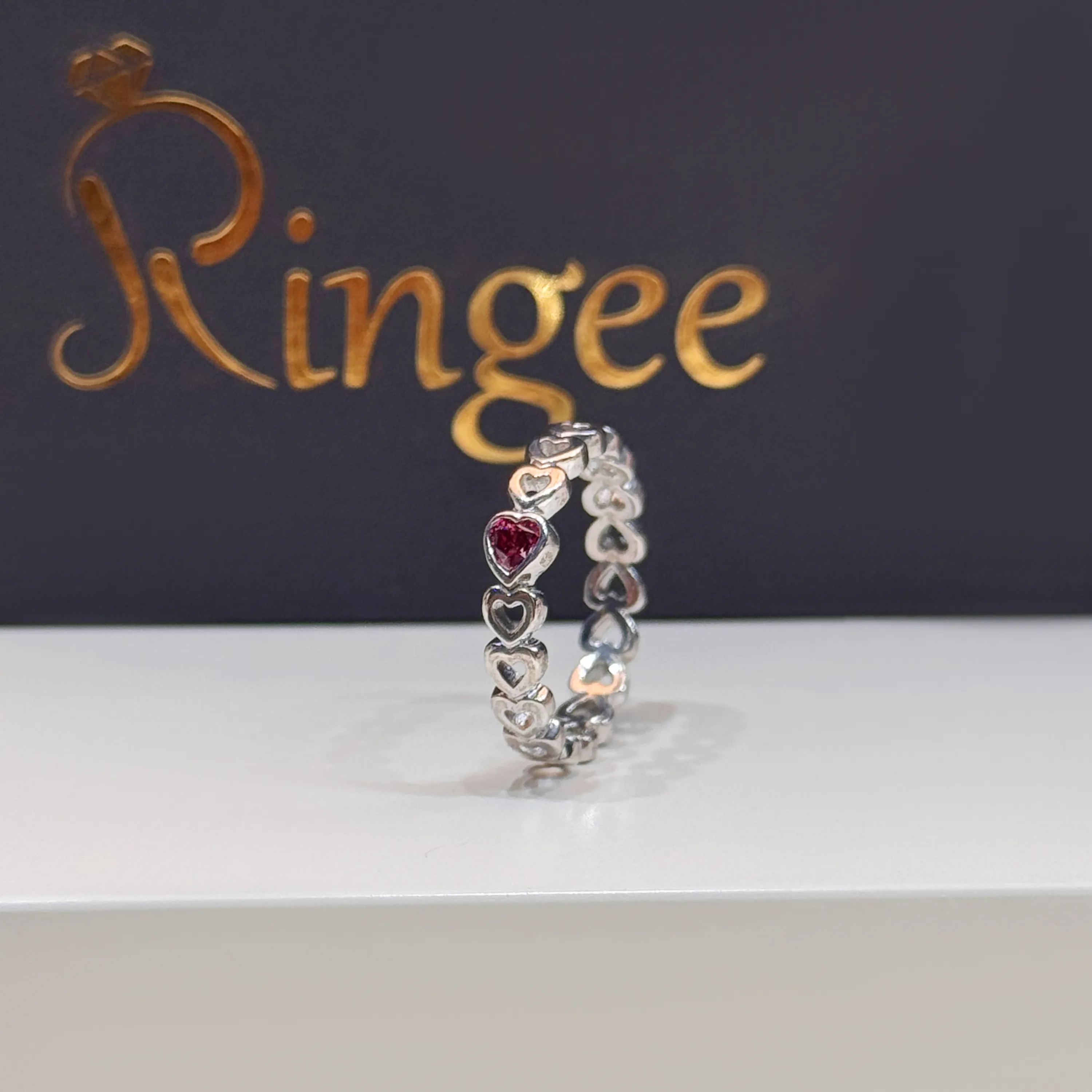 925 sterling silver ring with Swarovski zircon