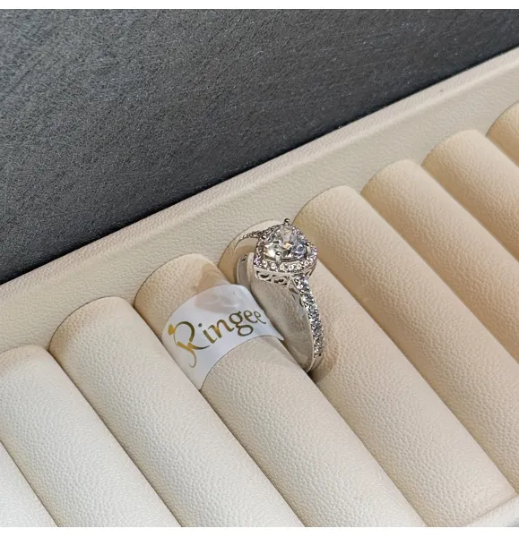 925 Sterling Silver Ring with Swarovski Zircon