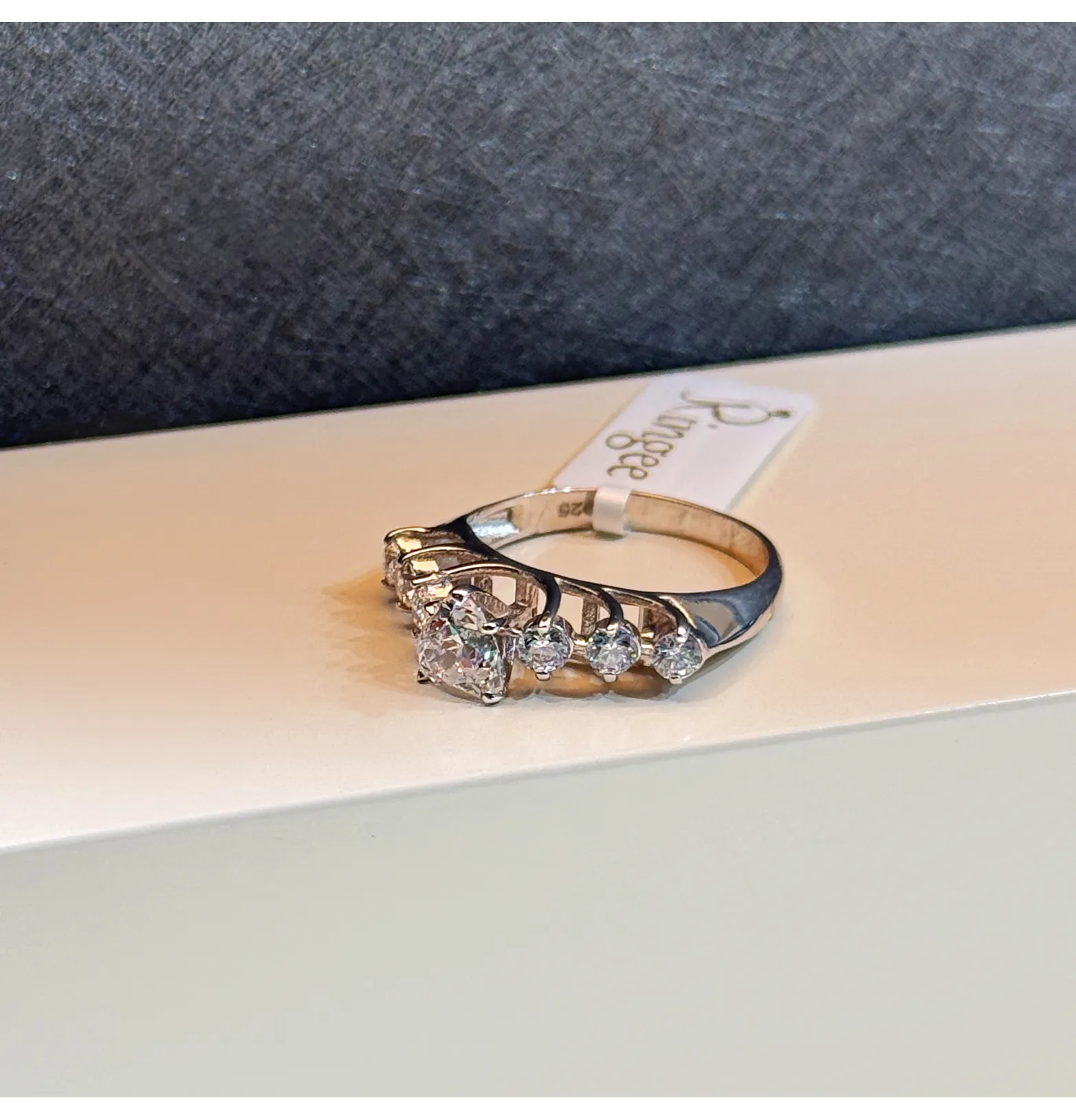 925 Sterling Silver Ring with Swarovski Zircon