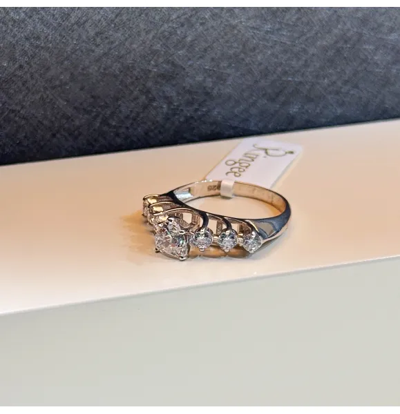 925 Sterling Silver Ring with Swarovski Zircon