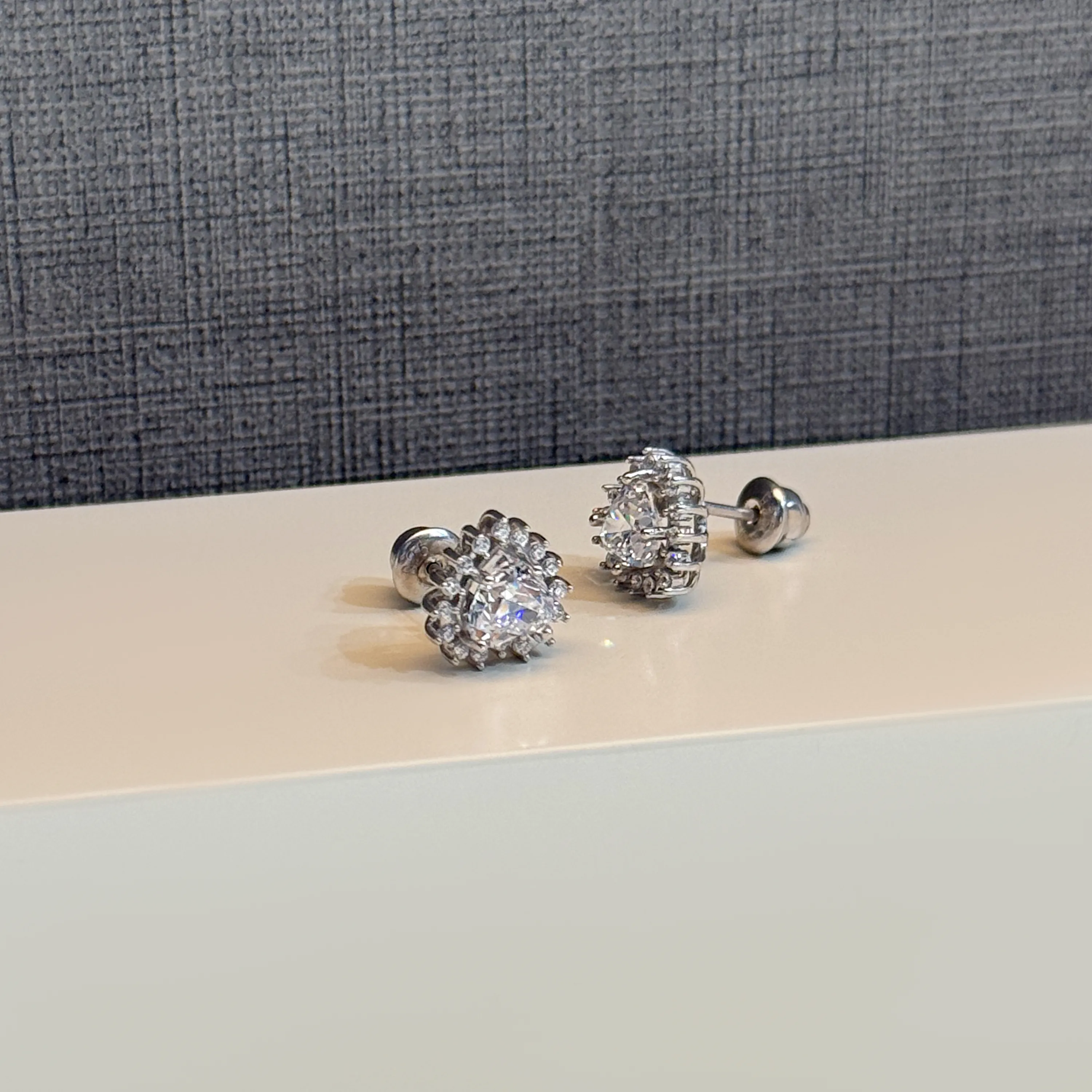 925 Sterling Silver Swarovski Zircon Hoop Earrings