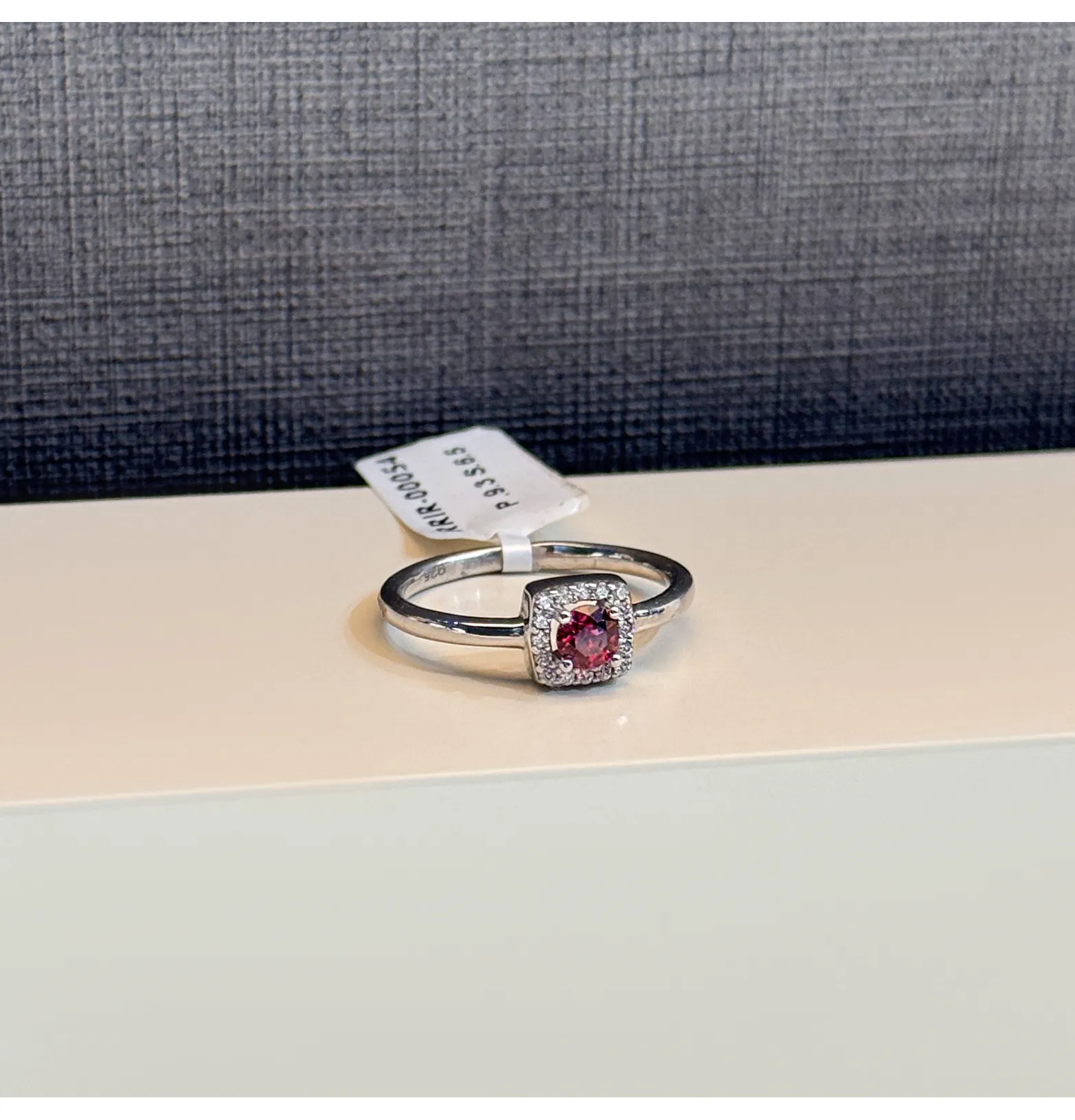 925 Sterling Silver Ring with Swarovski Zircon