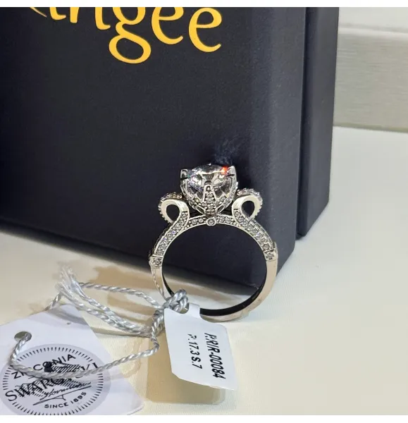 925 Sterling Silver Ring with Swarovski Zircon