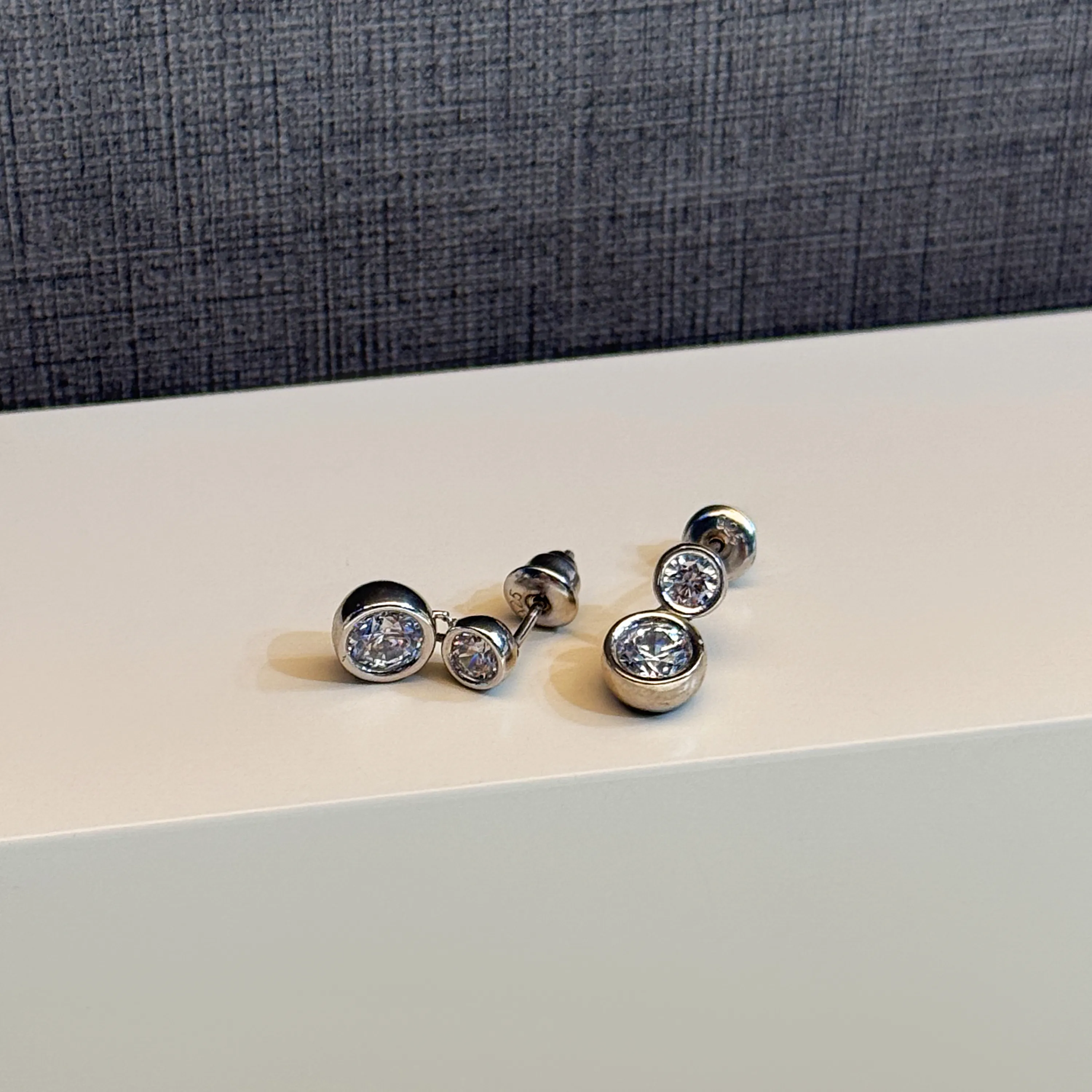 925 Sterling Silver Swarovski Zircon Hoop Earrings