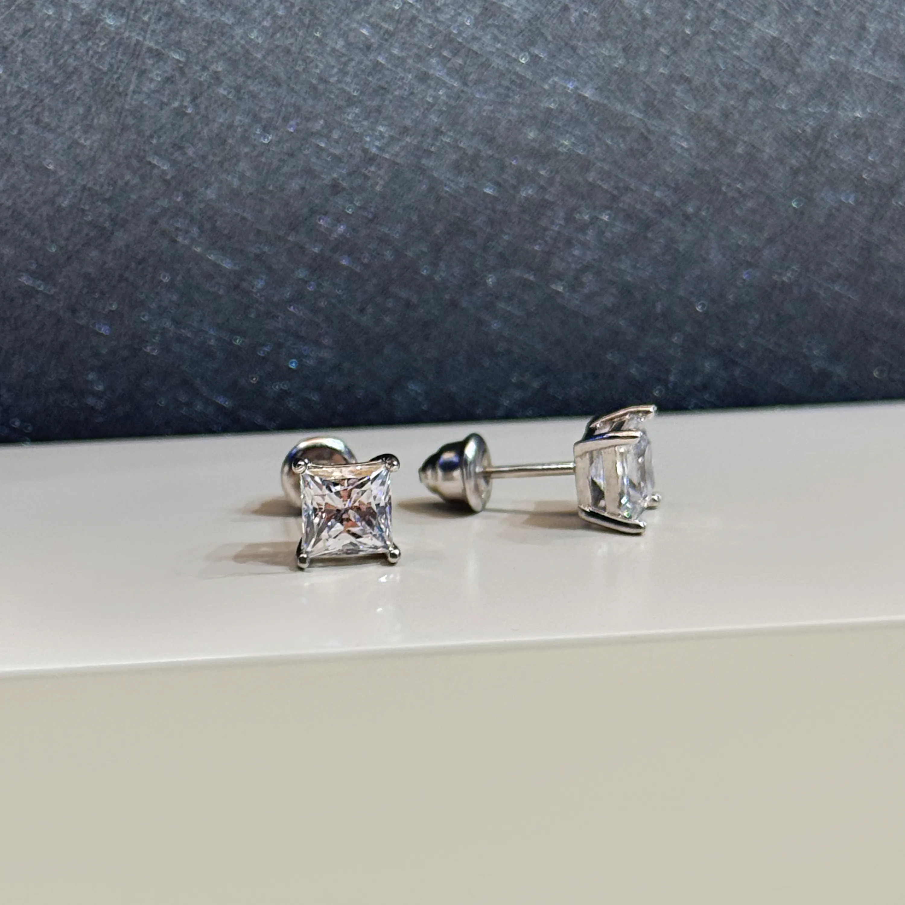 925 Sterling Silver Swarovski Zircon Hoop Earrings