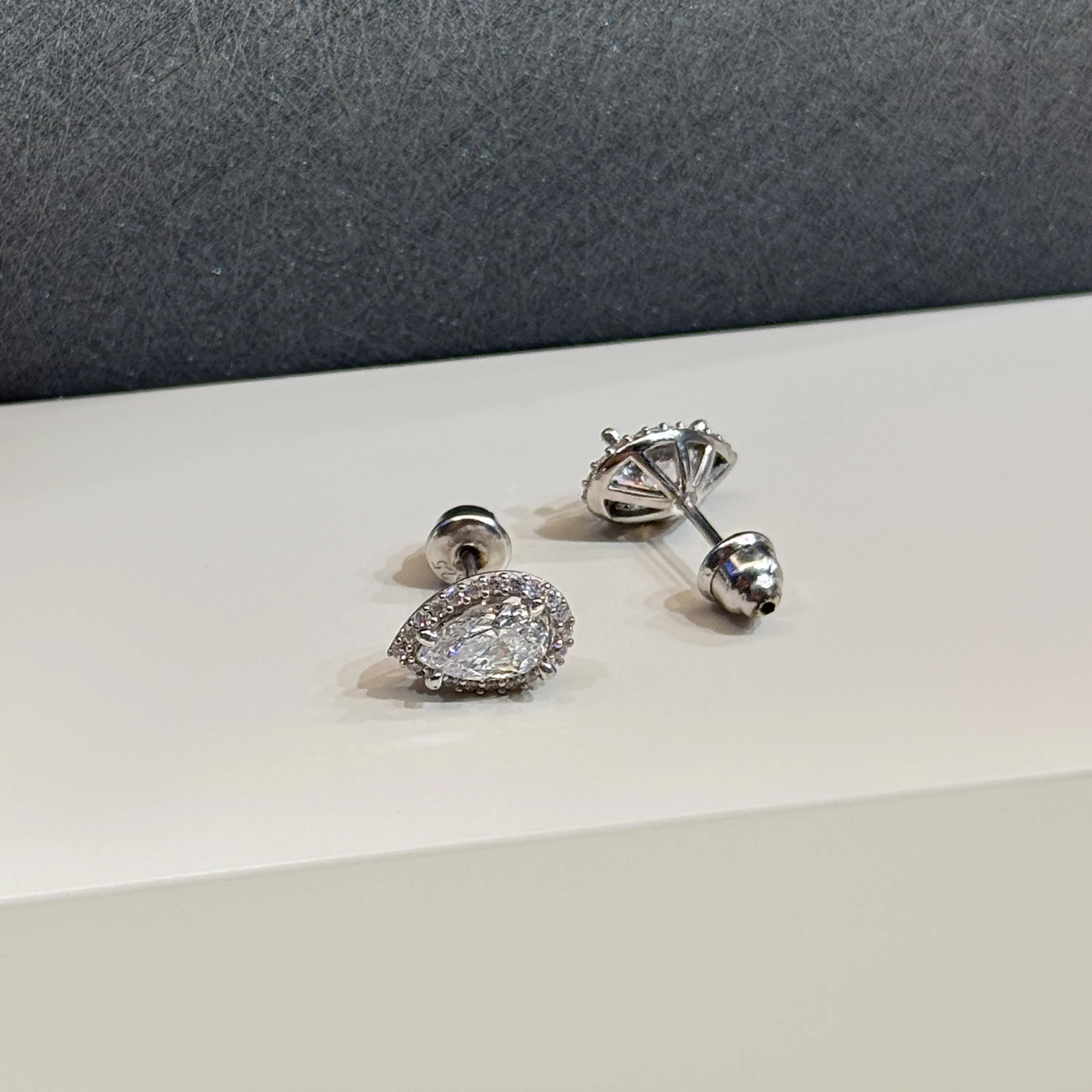 925 Sterling Silver Swarovski Zircon Hoop Earrings